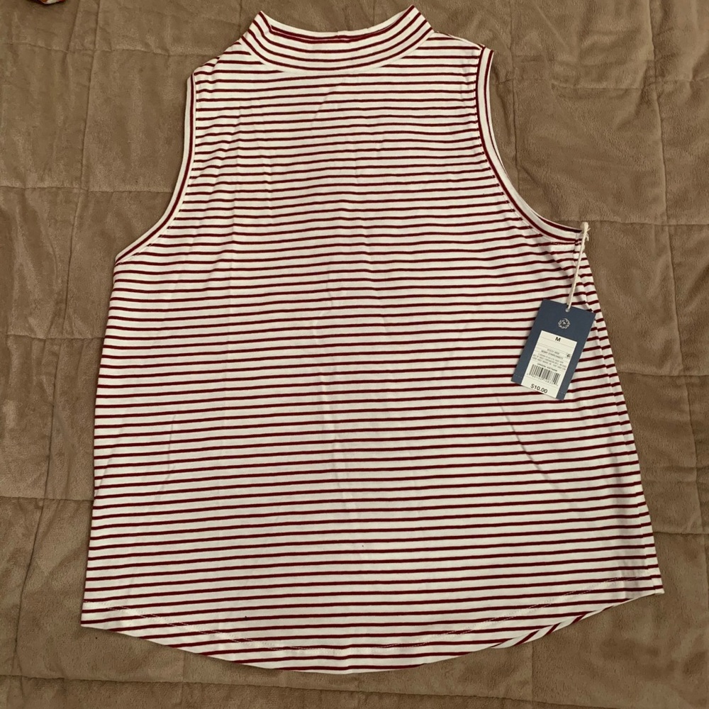 Sleeveless Mock Turtleneck